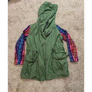 Asos Hooded Women’s Coat Size 6 olive green utility jacket   Aztec woven print